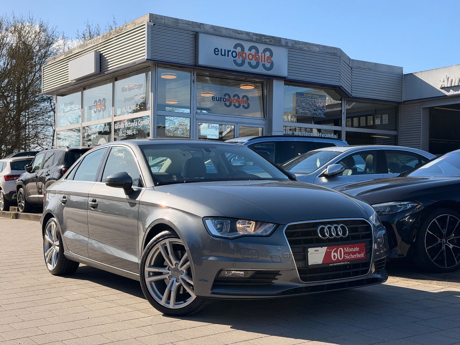 Audi A3Limousine*Sitzheiz*Parkass.*BT*Teilleder*