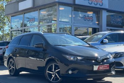 Auris Touring Sports*Kamera*Sitzhz.*Spurass.*BT*